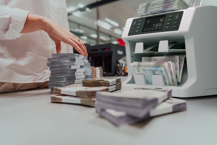 Safescan 2995-SX Automatic Banknote Counter and Fitness Sorter - Image 4