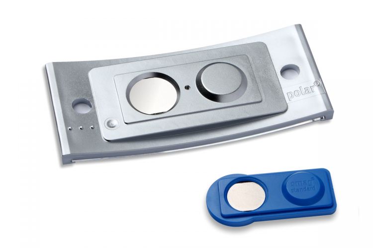 Avery 4835S-M Polar Name Badges - Matt Steel with Magnet - Image 4