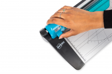 Avery A4 4-in-1 Paper Trimmer thumbnail 4