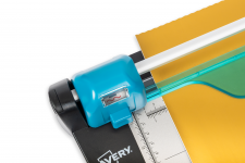 Avery A4 4-in-1 Paper Trimmer thumbnail 6