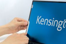 Kensington Replacement Accessory Kit for Laptops & Monitor privacy filters up to 34 Inch thumbnail 7