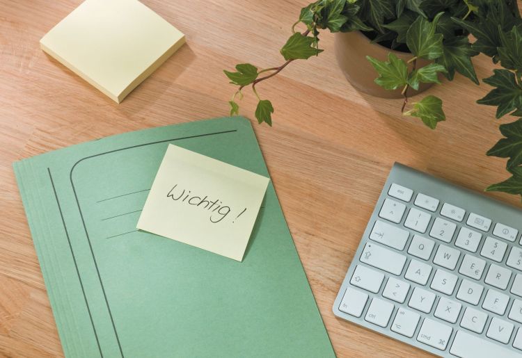Post-it Pack of 16 Recycled Notes 76 mm x 76 mm Canary Yellow - Image 3