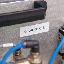 Dymo 622290 19mm Black on Clear Tape thumbnail 3