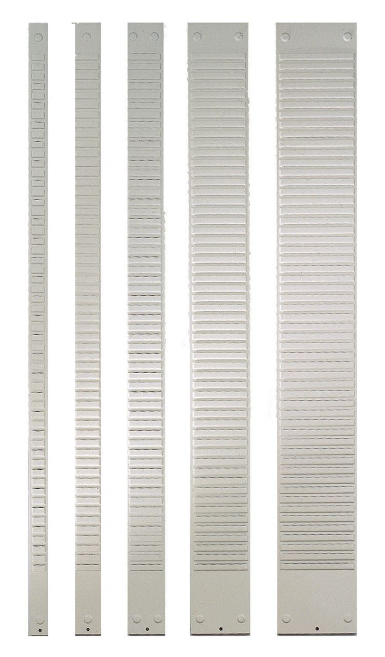 Nobo 1900394 T-Card Metal Panel Size 3 with 32 Slots - Image 2