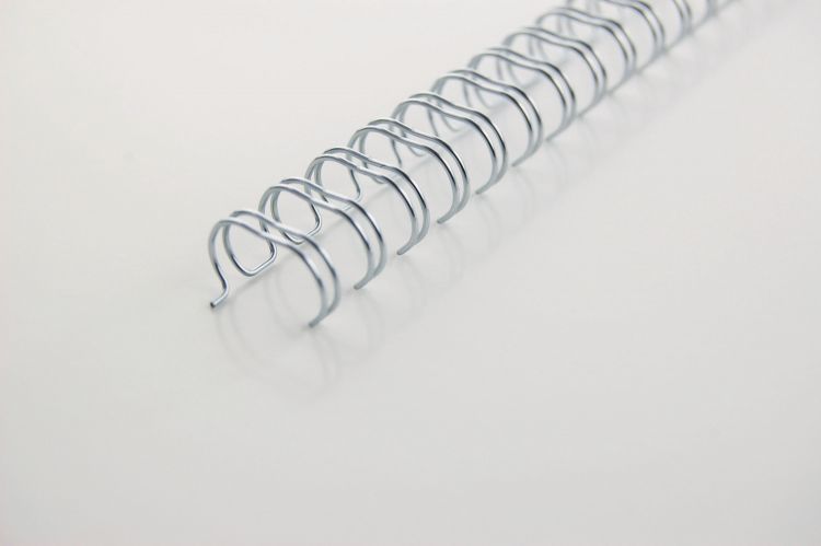 GBC 47901E 5mm White Wire Binders Pack of 100 - Image 2