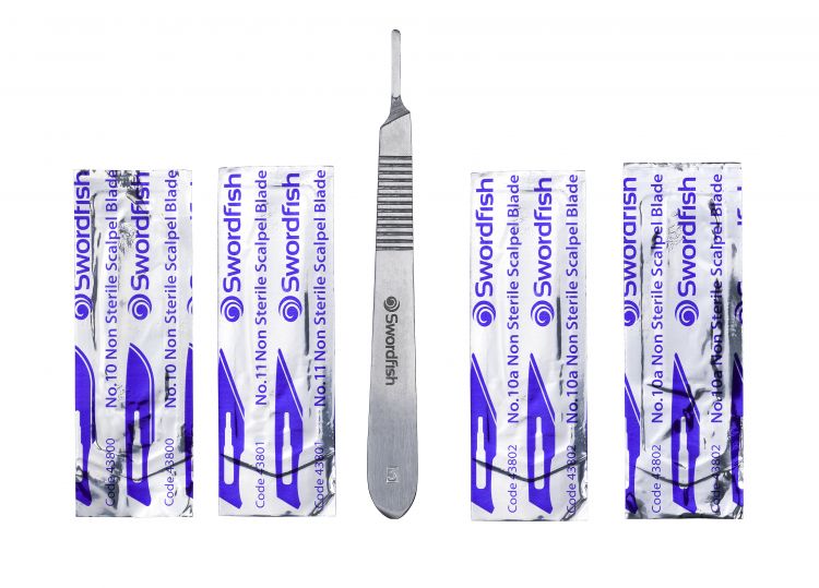 Swordfish Scalpel No.3 metal with 4 Blades Blister - Image 2