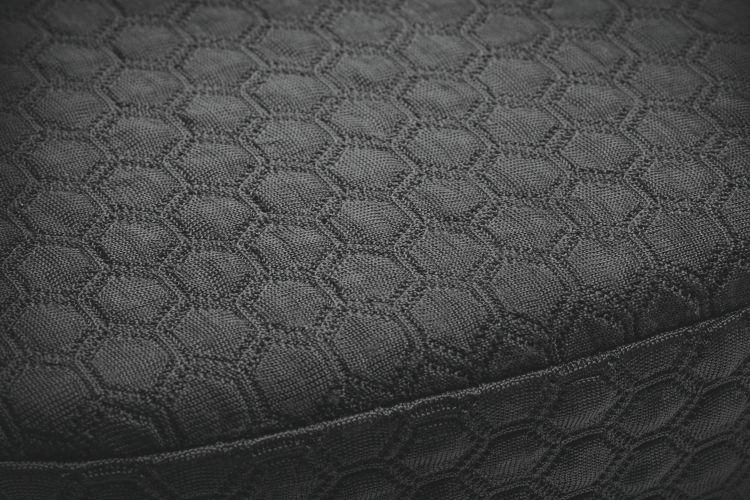 Kensington K55807WW Premium Cool-Gel Seat Cushion - Image 5