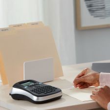 Dymo LabelManager 210D Label Maker thumbnail 4