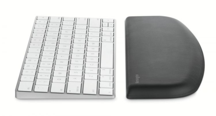 Kensington K52801EU ErgoSoft Wrist Rest for Slim Compact Keyboards Black - Image 5