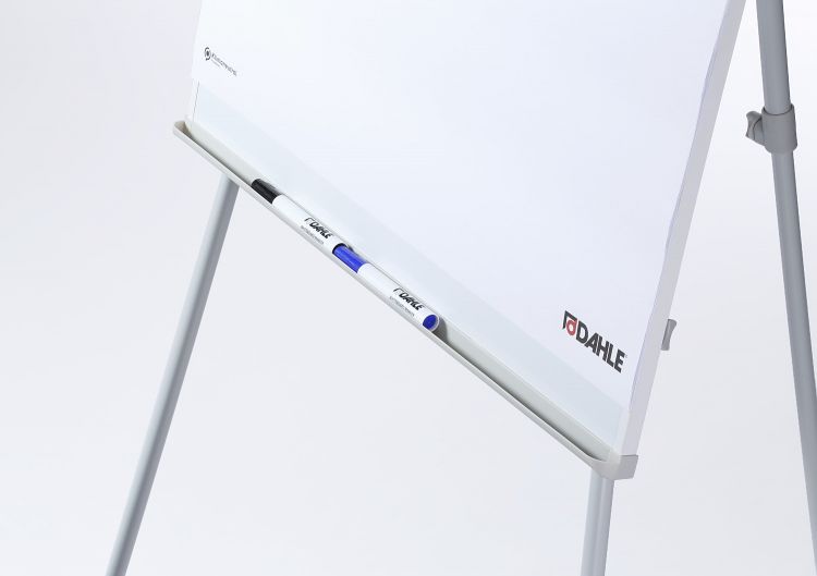 Dahle Personal Flip Chart Easel 68x105cm - Image 2