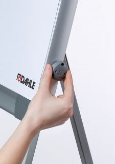 Dahle Professional Flip Chart Easel 68x105cm thumbnail 3